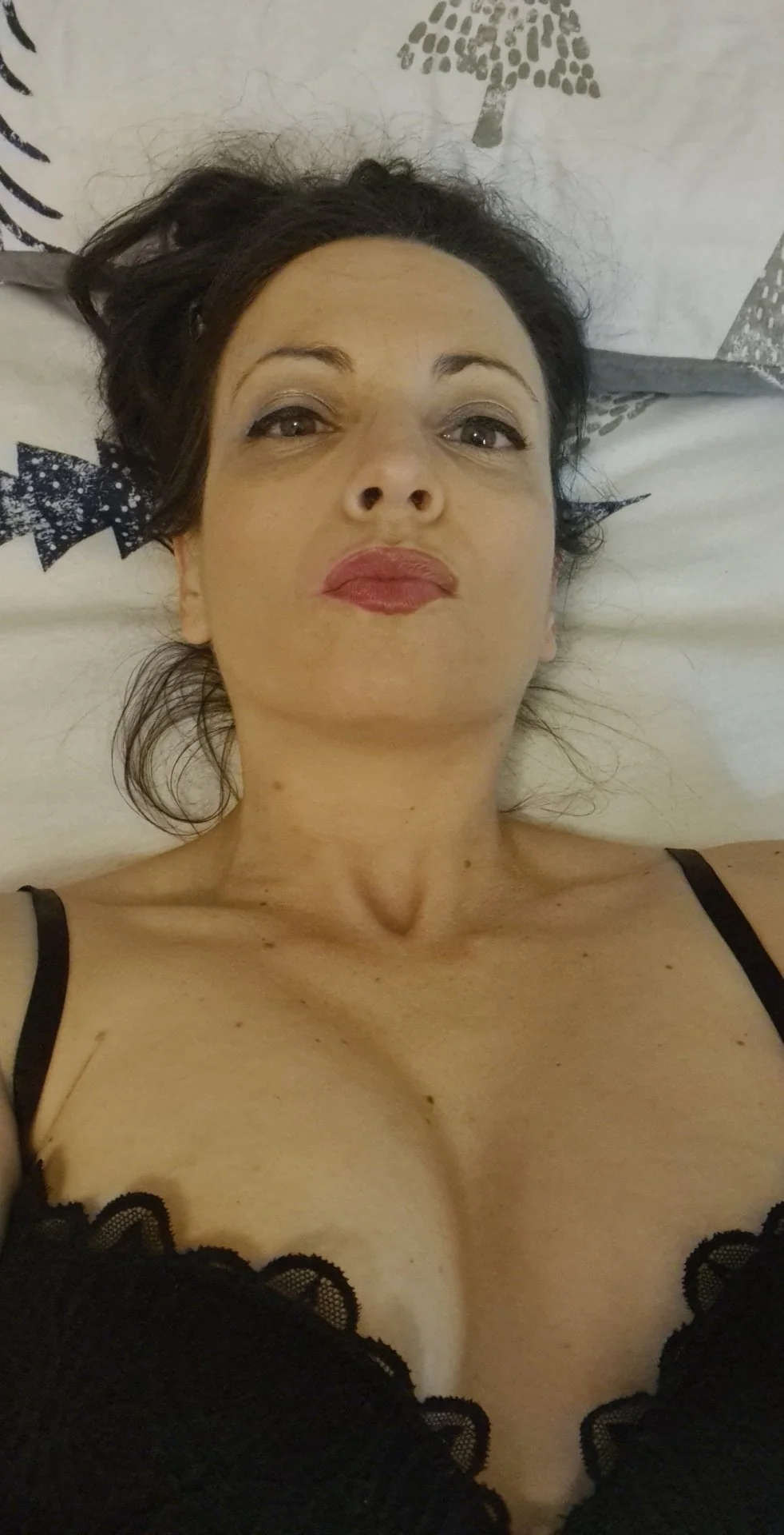 r0leplayingQueen image 2