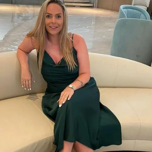 tinaslachelnnn image 0